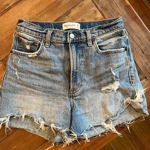 ABERCROMBIE High Rise Shorts